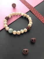 羅漢彫と翡翠、星月菩提樹。¥17、000