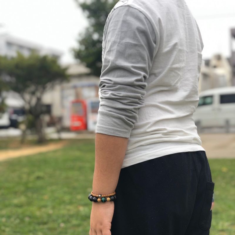 プロフィール